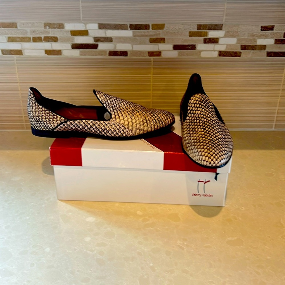 Elegant Snake Skin Women's Shoes